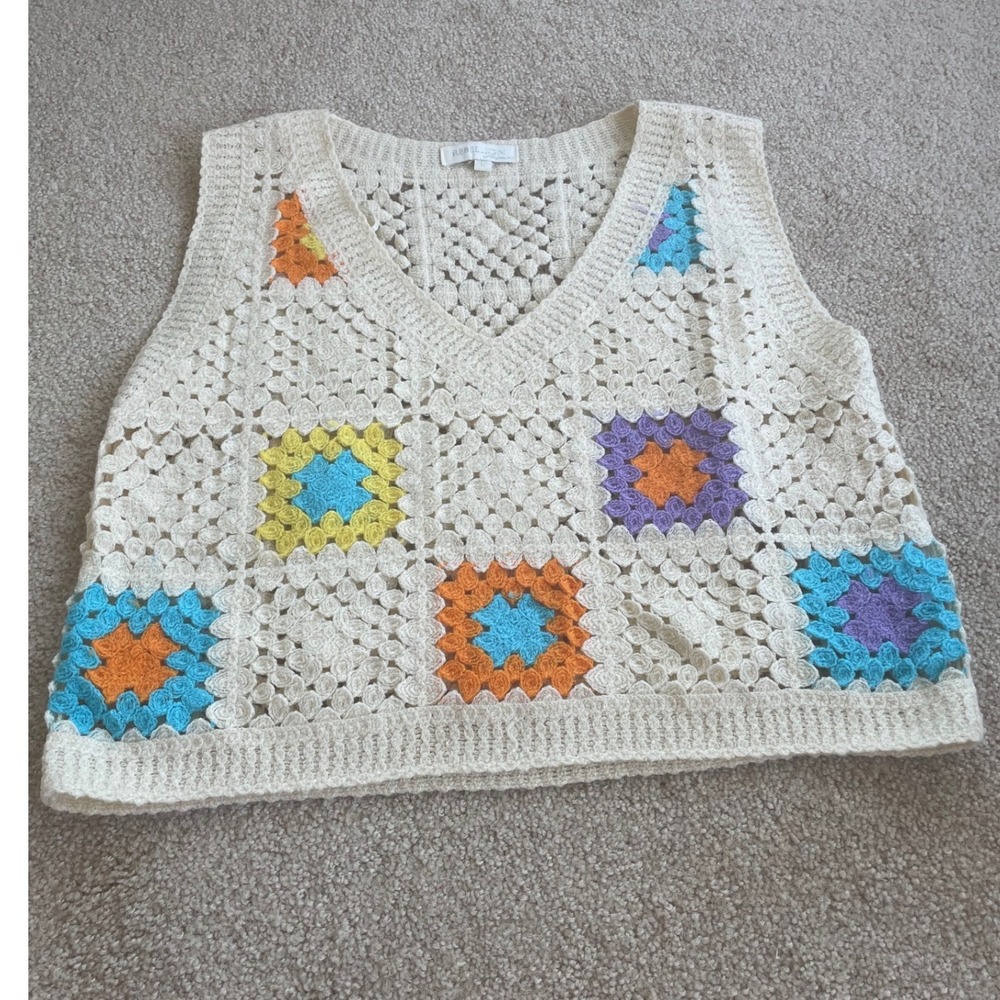 Rebellion Again Crochet Granny Square Sweater Vest Cream V-Neck Boho Large